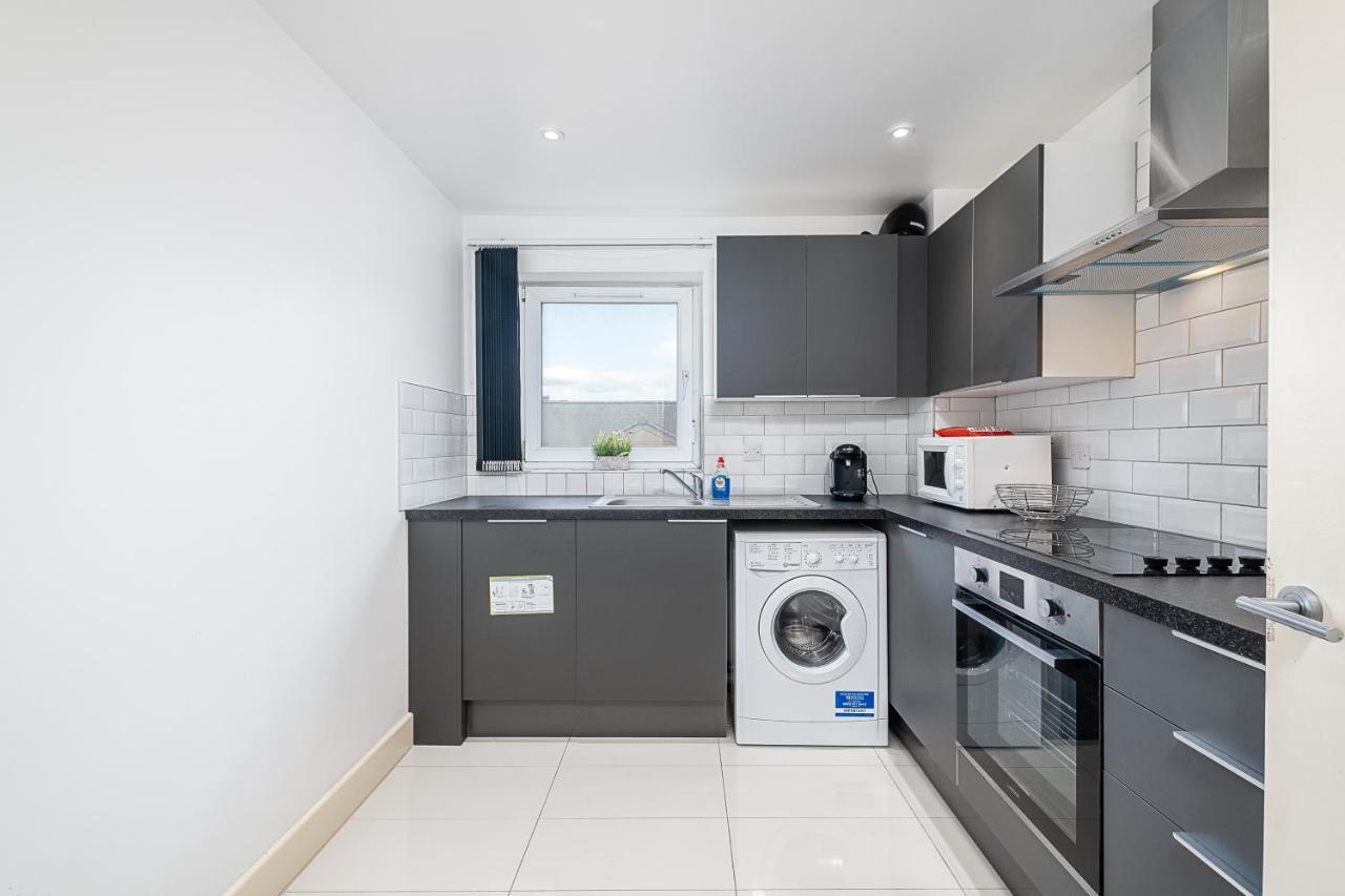 Canary Wharf/docklands/excel Spacious Apt E14 * Londra