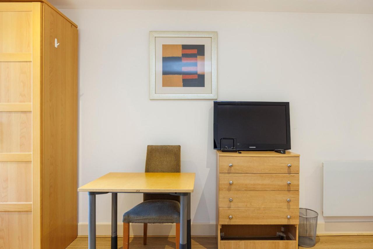 Canary Wharf/docklands/excel Spacious Apt E14 Apartament